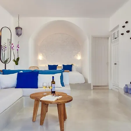 Отель Memories Foinikia (Santorini)