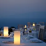 Memories Hotel Foinikia (Santorini)